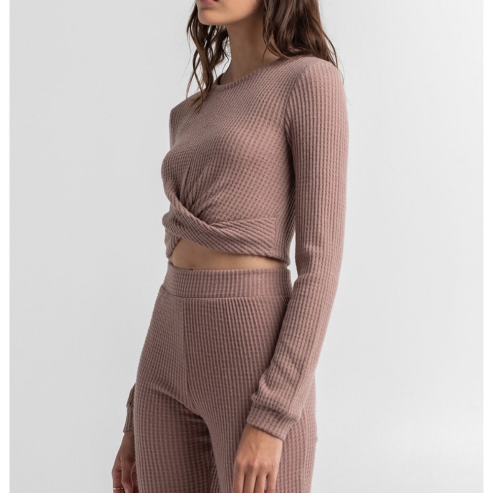 ✧ SKY & SPARROW TILLY’S Taupe Thermal Waffle Knit Set ✧ - Picture 6 of 7